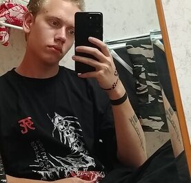 Денис